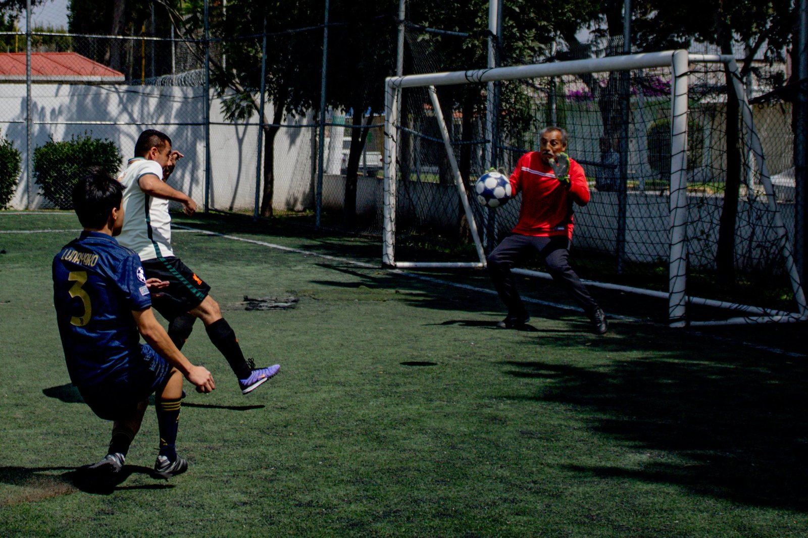 Remate a gol en fútbol 7 de Liga Promofut 7, Tecámac Ojo de Agua